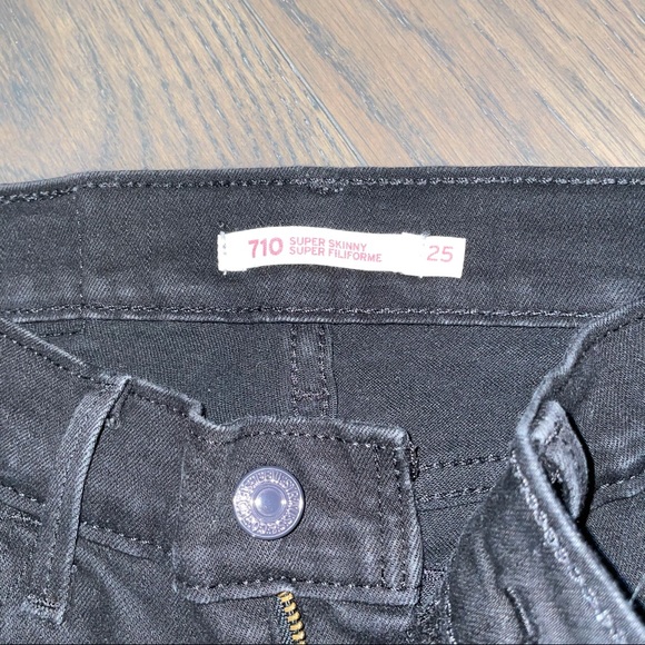 Black Levi’s 710 Super Skinny Jeans - Picture 3 of 5